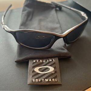 Oakley Hatchet Carbon Frame w/ Polarized Black lense - Vintage - PreOwned